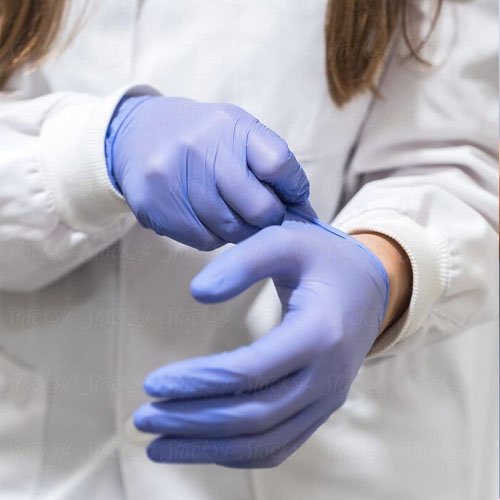 Nitrile Medical Gloves